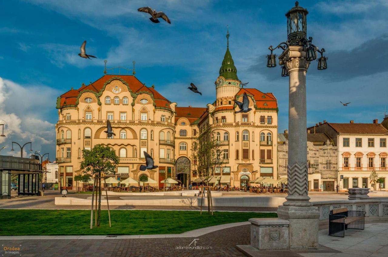 Bella Palace Oradea Eksteriør bilde