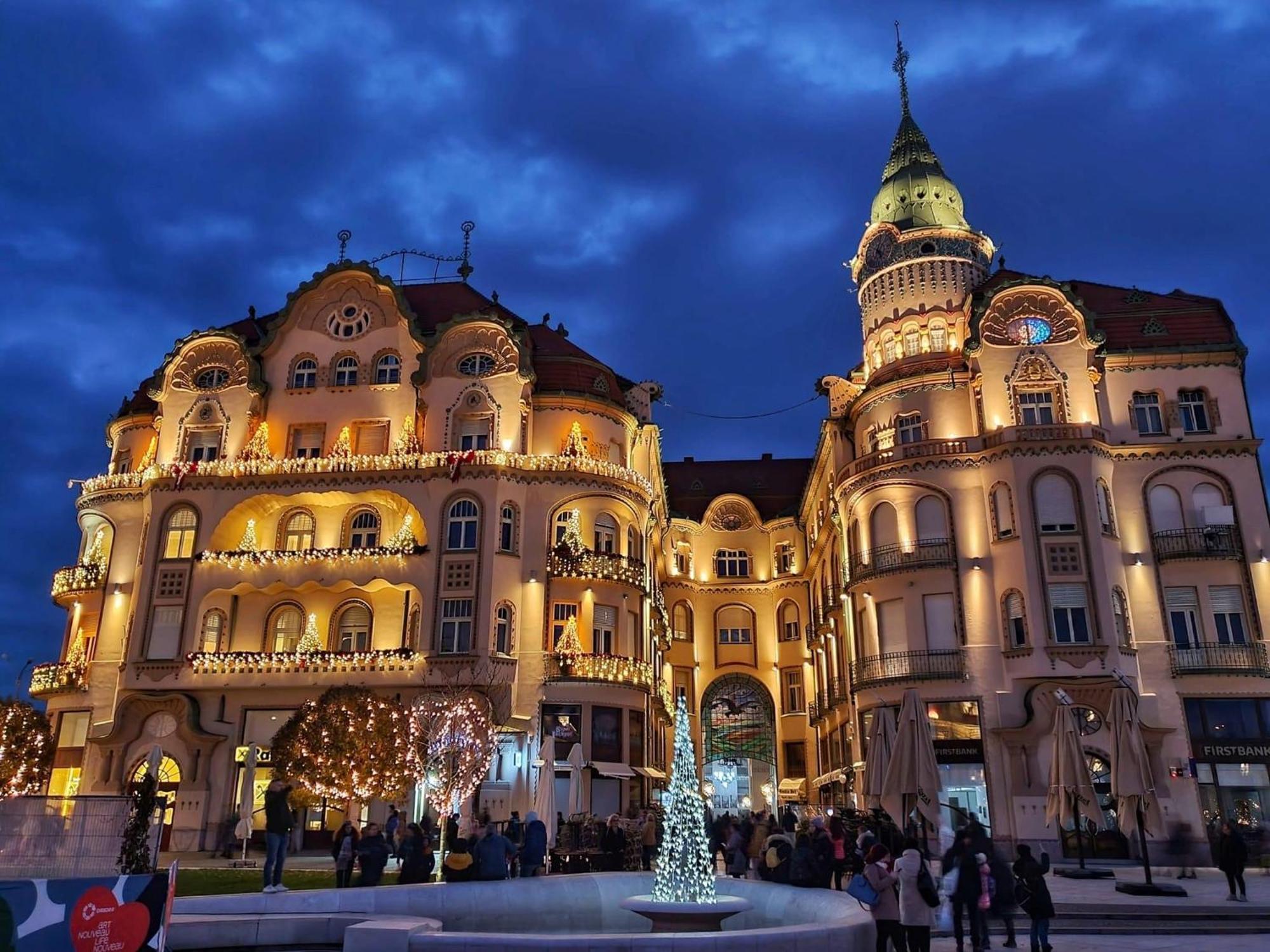 Bella Palace Oradea Eksteriør bilde